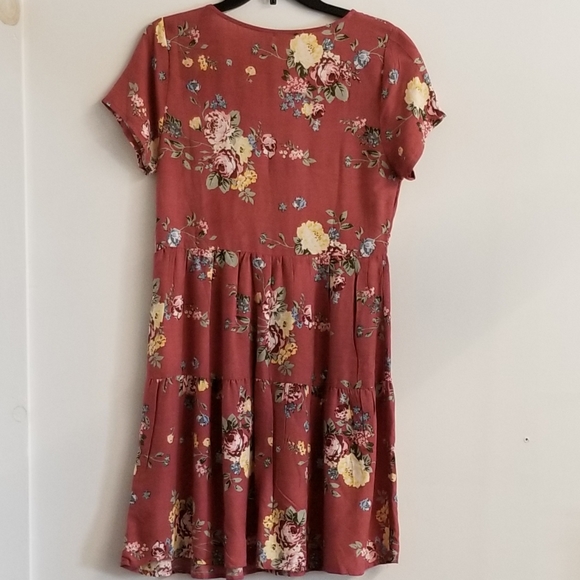 Derek Heart Floral Dress NWT - Picture 3 of 3